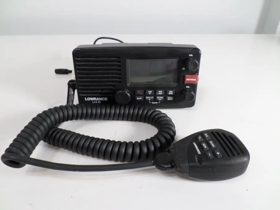 Lowrence Link-8 Marine DSC VHF Radio with Integrated AIS Receiver