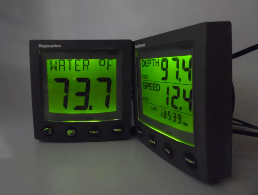 Raymarine ST60 Multi Display w/ Sun Cover and Accessories - A22003 TESTED / Great Working Condition! - Image 9