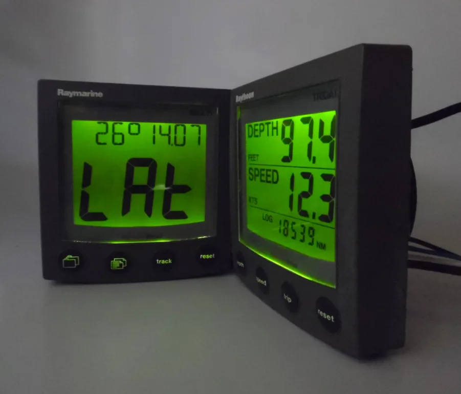 Raymarine ST60 Multi Display w/ Sun Cover and Accessories - A22003 TESTED / Great Working Condition! - Image 10