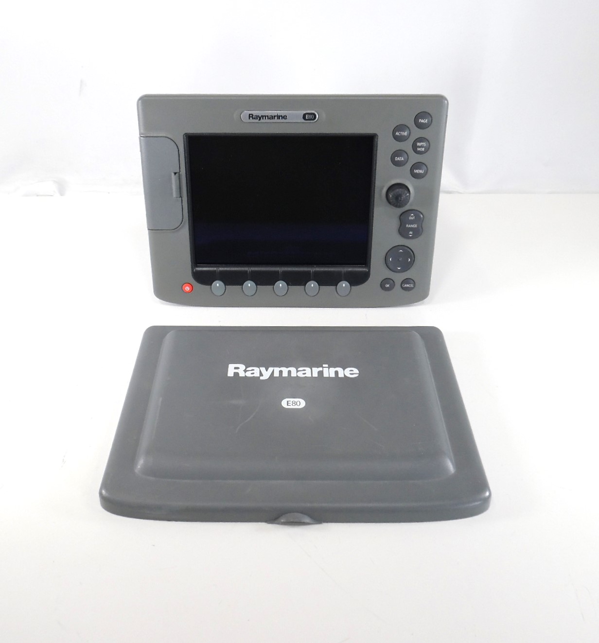 Raymarine E80 Classic Display w/ Bezel and Sun Cover E02011 Tested