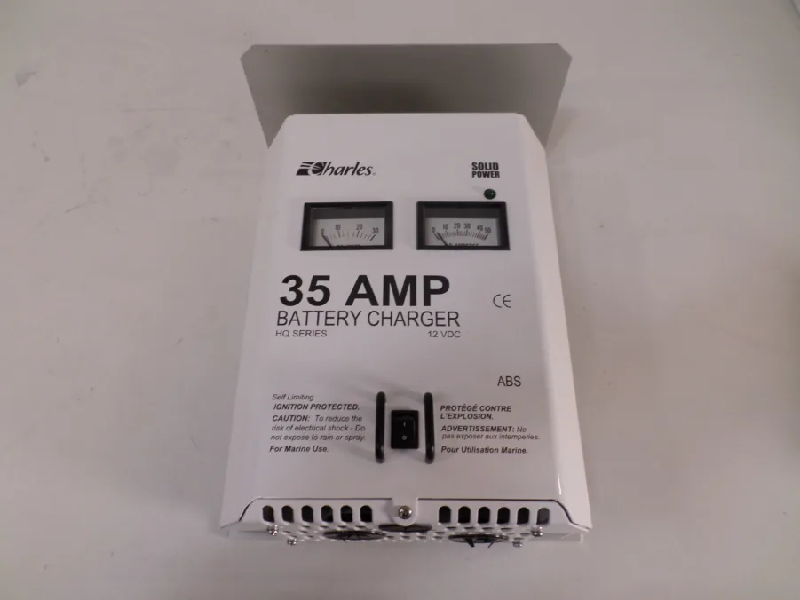 Charles Marine 12V/35A HQ Series Battery Charger 220V Model No. 9Q-12355HQI-A