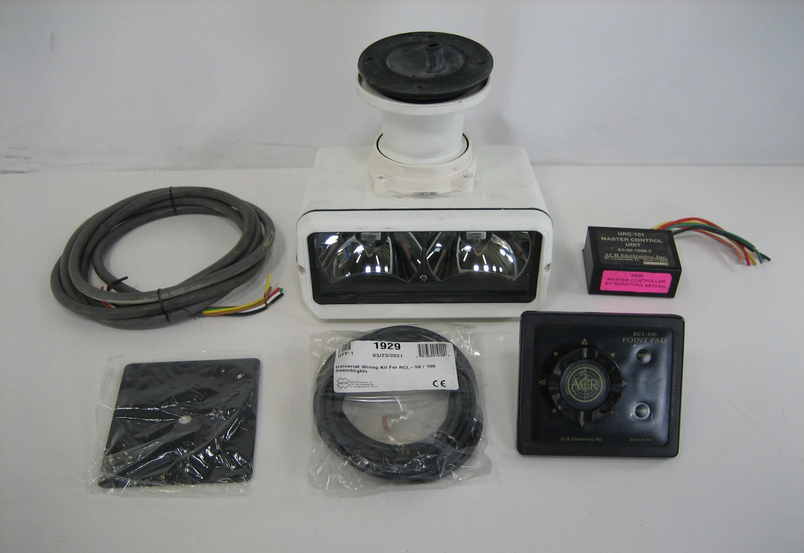 ACR RCL-100D Remote Control 12V Search Light + Point Pad NEW BULBS