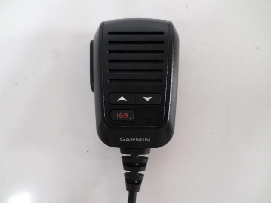 Garmin VHF 115 Marine DSC VHF Radio with Built in GPS - Factory Refurbished - Image 4