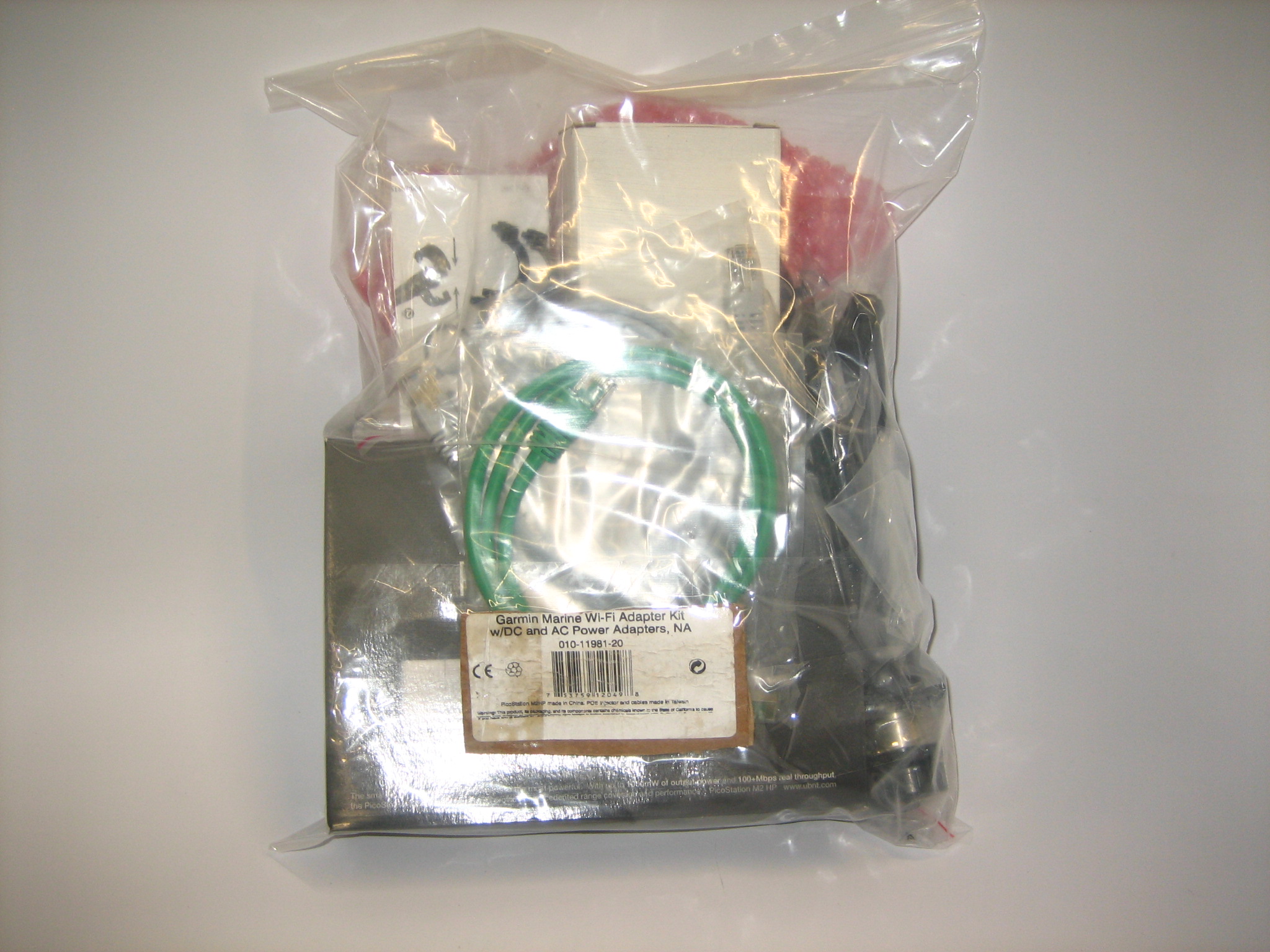 Garmin 0101198120 *NEW* Marine Wifi Adapter Kit w/DC and AC Power Adapters Max Marine