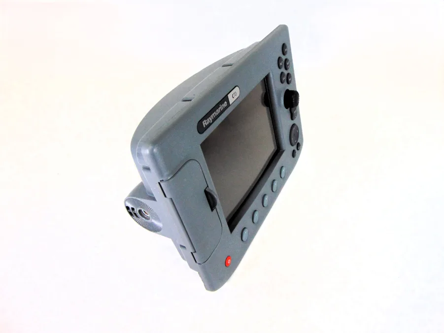 Raymarine C70 Classic Mutli-Function Display Unit E02018 *MME REFURB - Rebuilt LCD*- 90 Day Warranty - Image 3