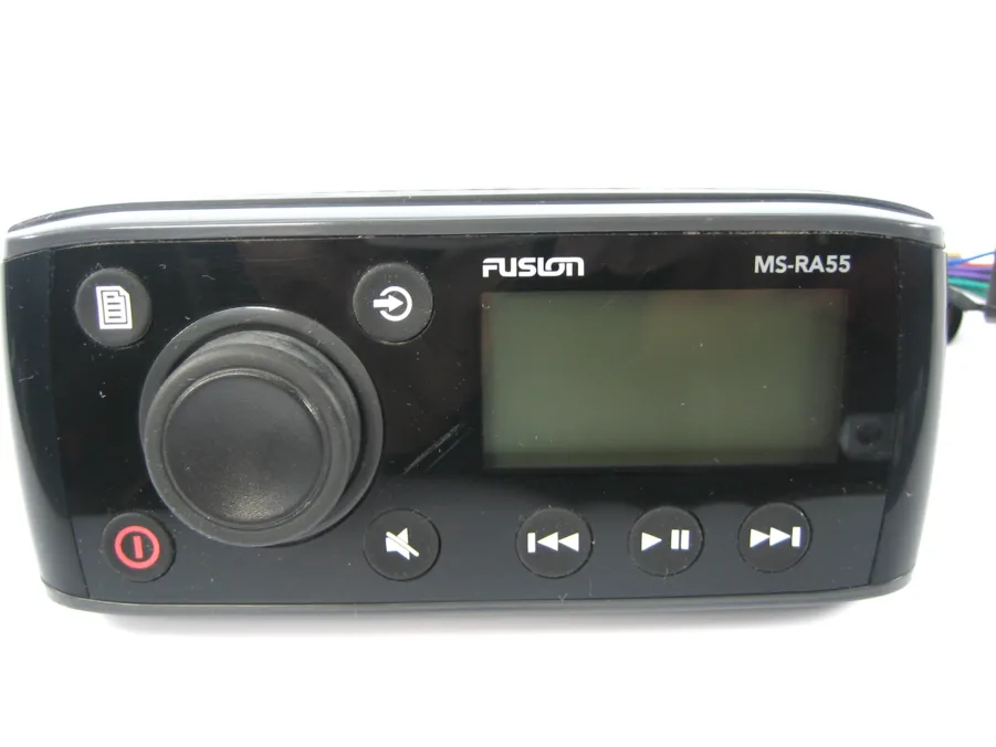 Fusion MS-RA55 Marine Digital Media Receiver W/ Bluetooth - Image 4