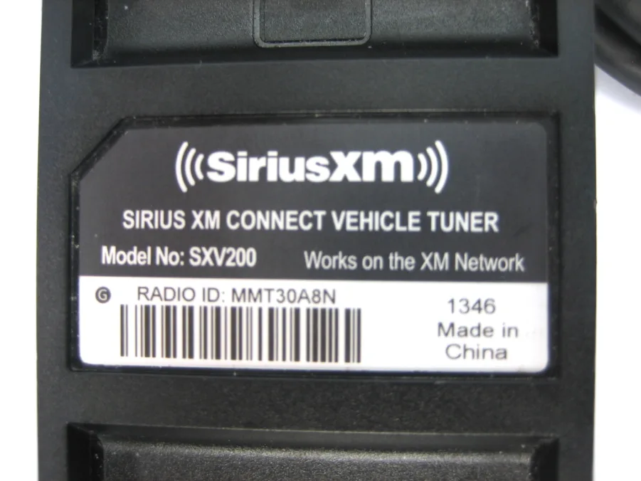 Sirius XM SXV200 Connect Vehicle Tuner MMT30A8N & Antenna - Image 5