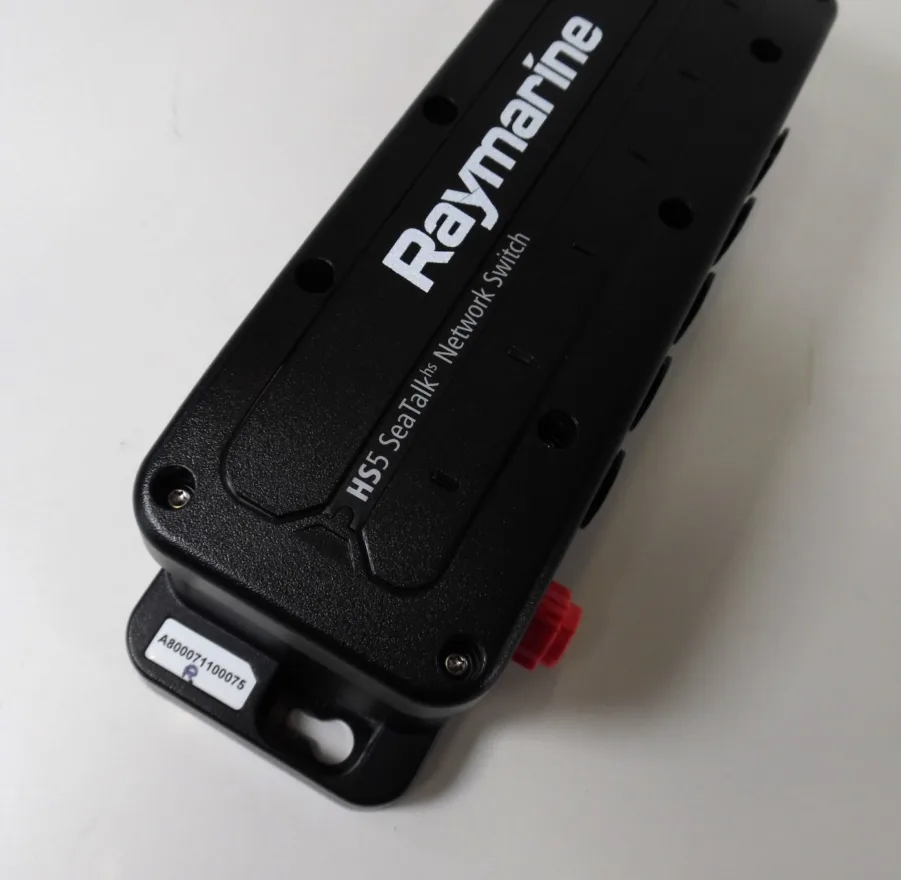 Raymarine - A80007 - *FACTORY REFURBISHED!* HS5 SeaTalk HS High Speed / RayNet Network Switch - Image 2