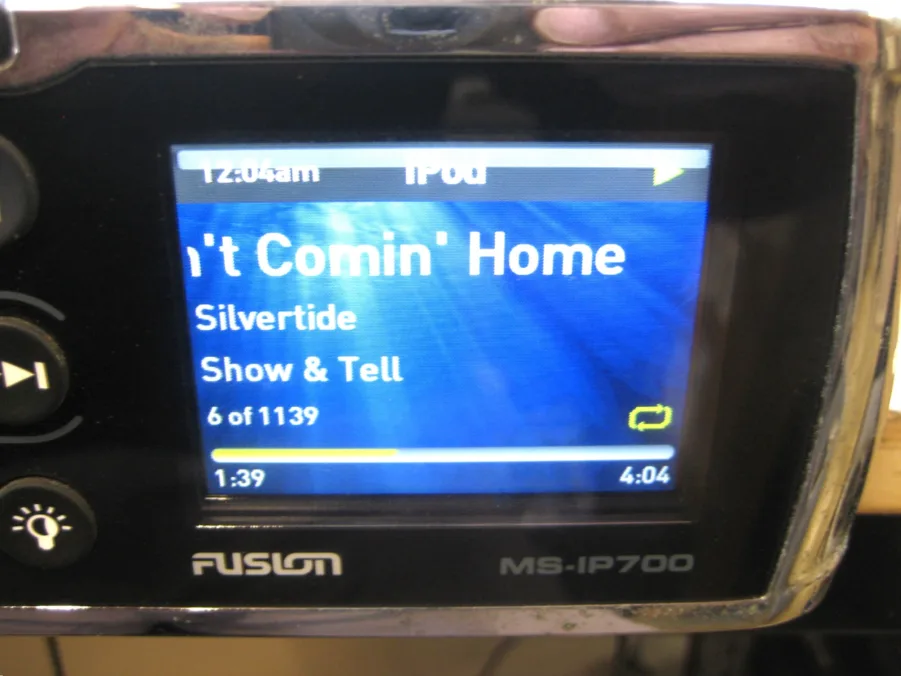 Fusion MS-IP700 Marine Stereo W/Unidock & BT Dongle MS-BT100 - Image 2