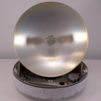 KVH TracVision M5 Marine Satellite TV Tracking Antenna in Dome - *Tested*