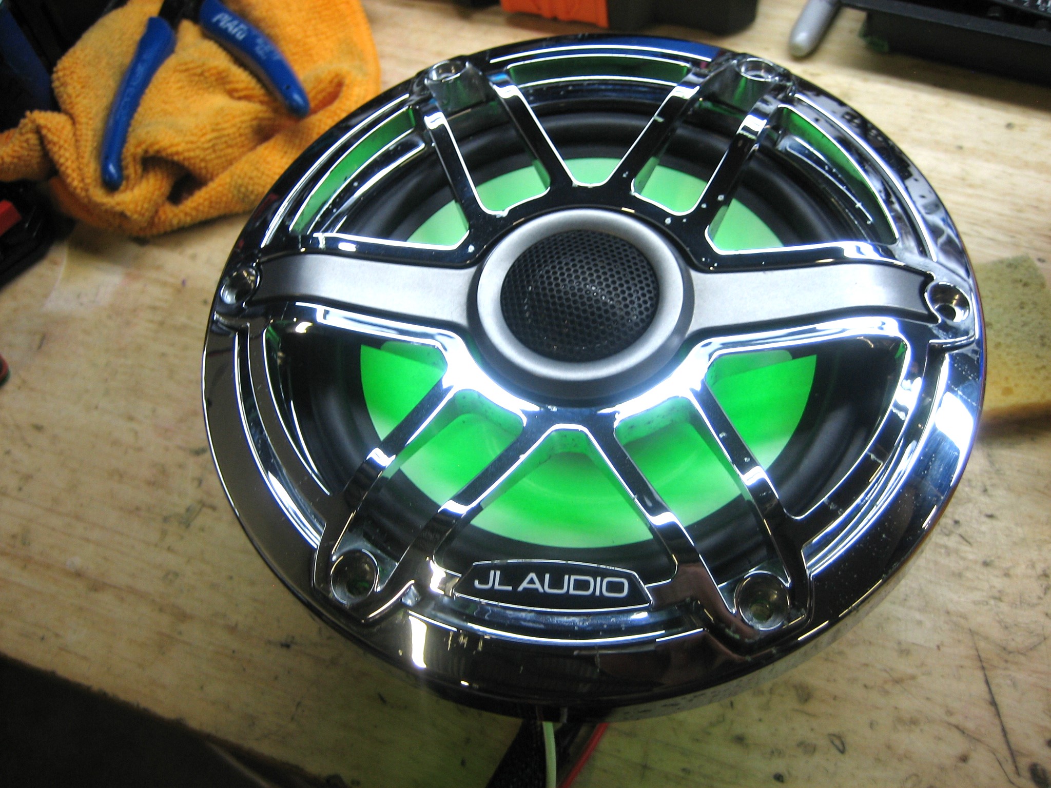 JL Audio M6 650x S CrCr i 6 1 2 Marine Speakers Lights And Chrome jl-audio-m6-650x-s-crcr-i-6-1-2-marine-speakers-lights-and-chrome