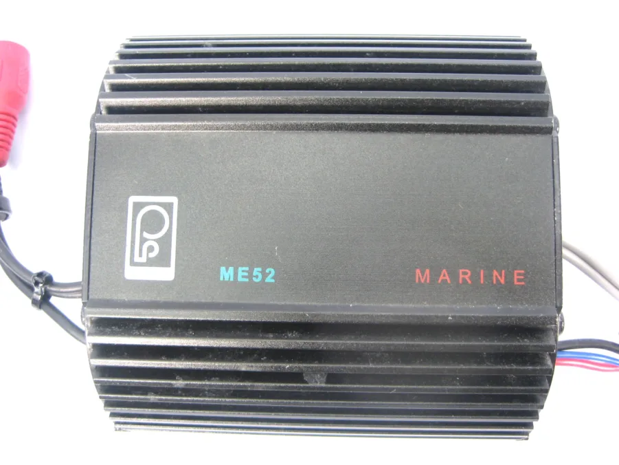Poly-Planar ME52 2-Channel 50-Watt Marine Amplifier - Image 2