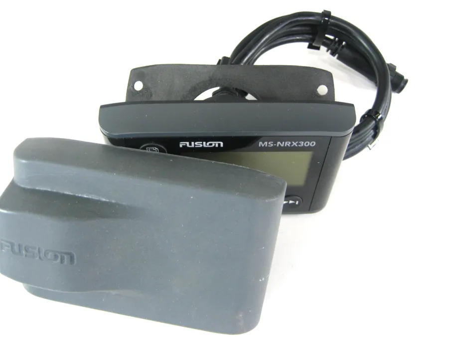 Fusion MS-NRX300 Wired Marine Remote and NMEA 2K - Missing Pixels - Image 7
