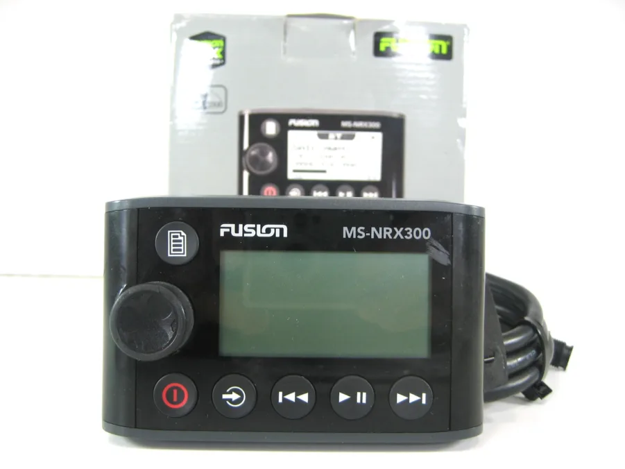 Fusion MS-NRX300 Wired Marine Remote and NMEA 2K - Missing Pixels - Image 8