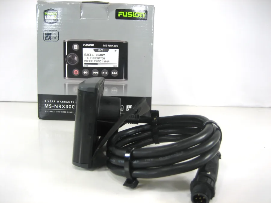 Fusion MS-NRX300 Wired Marine Remote and NMEA 2K - Missing Pixels - Image 9