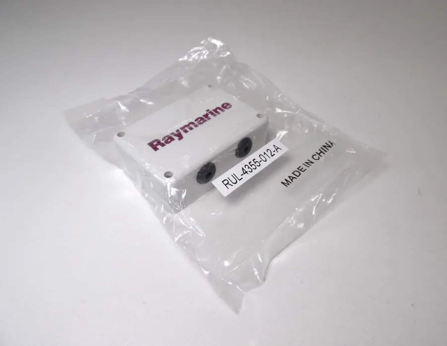 Raymarine - R55006 / D108 - SeaTalk Connection Auxiliary Junction Box with Hardware *NEW-IN-BAG!* - Image 2