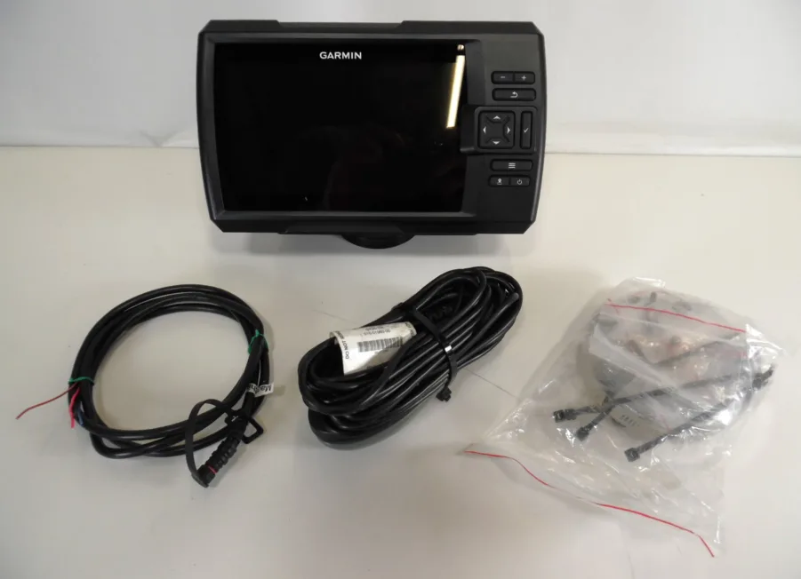 Garmin Striker Plus 7cv W/ GT20-TM transducer (010-01873-01) Tested Good