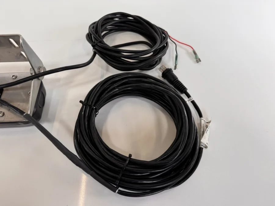 Garmin Panoptix PS30 010-01284-00 Multi-Beam Transom Mount Transducer LiveVu RealVu RealVu-3D - Image 9