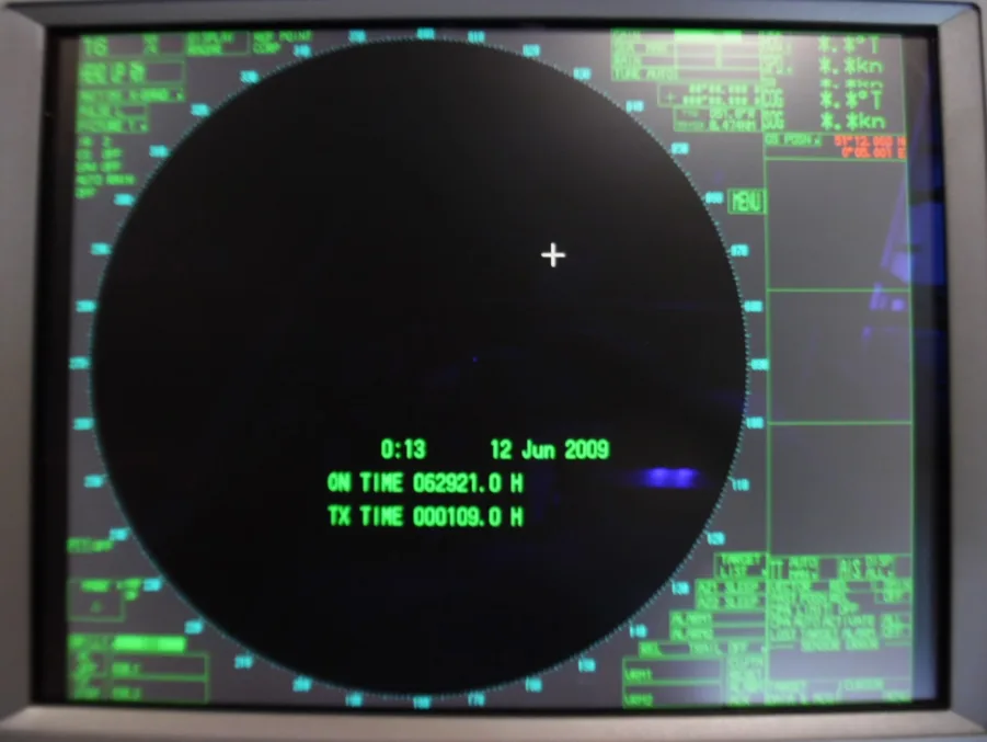 Furuno MU-231 CR - 23.1" IMO Approved Marine Monitor - 100-230VAC - Tested - Image 2