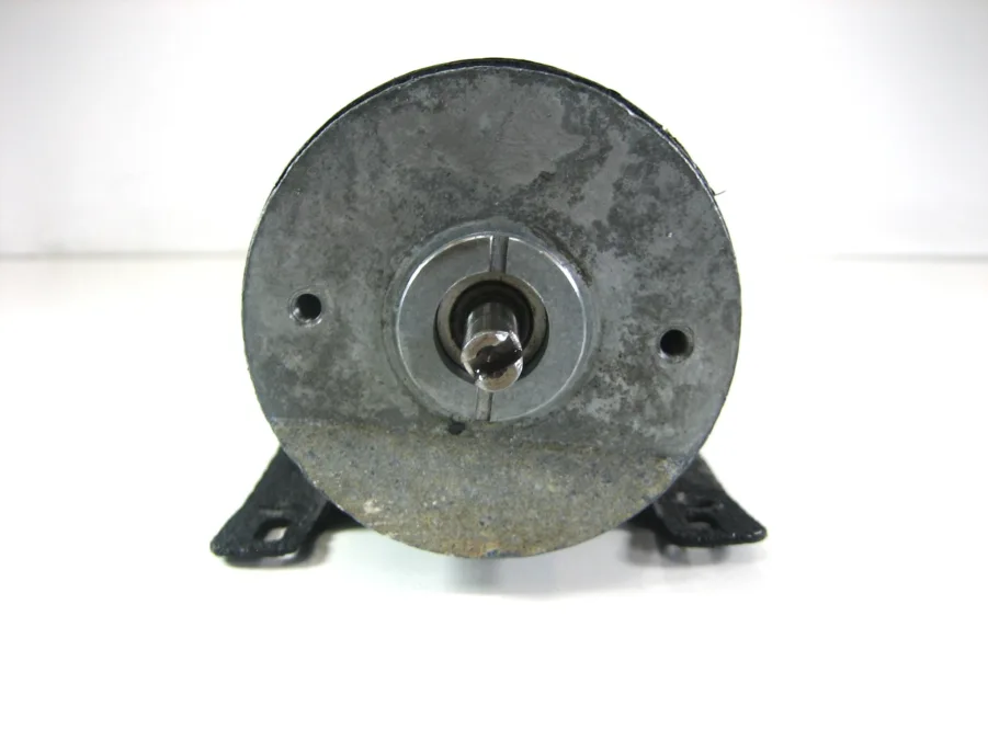 Simrad HLD2000 MK2 L 21113360 12V HYD LIN Drive MOTOR ONLY Tested 90 Day Warranty - Image 3