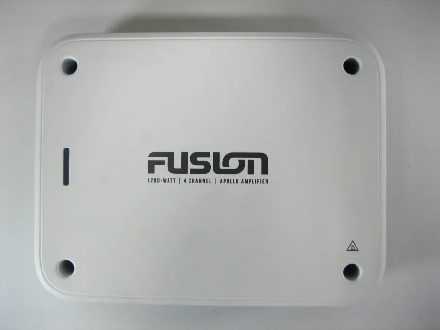Fusion Apollo Series 4-Channel Marine Amplifier 150 watts RMS x4 New Open Box 90 Day Warranty - Image 4