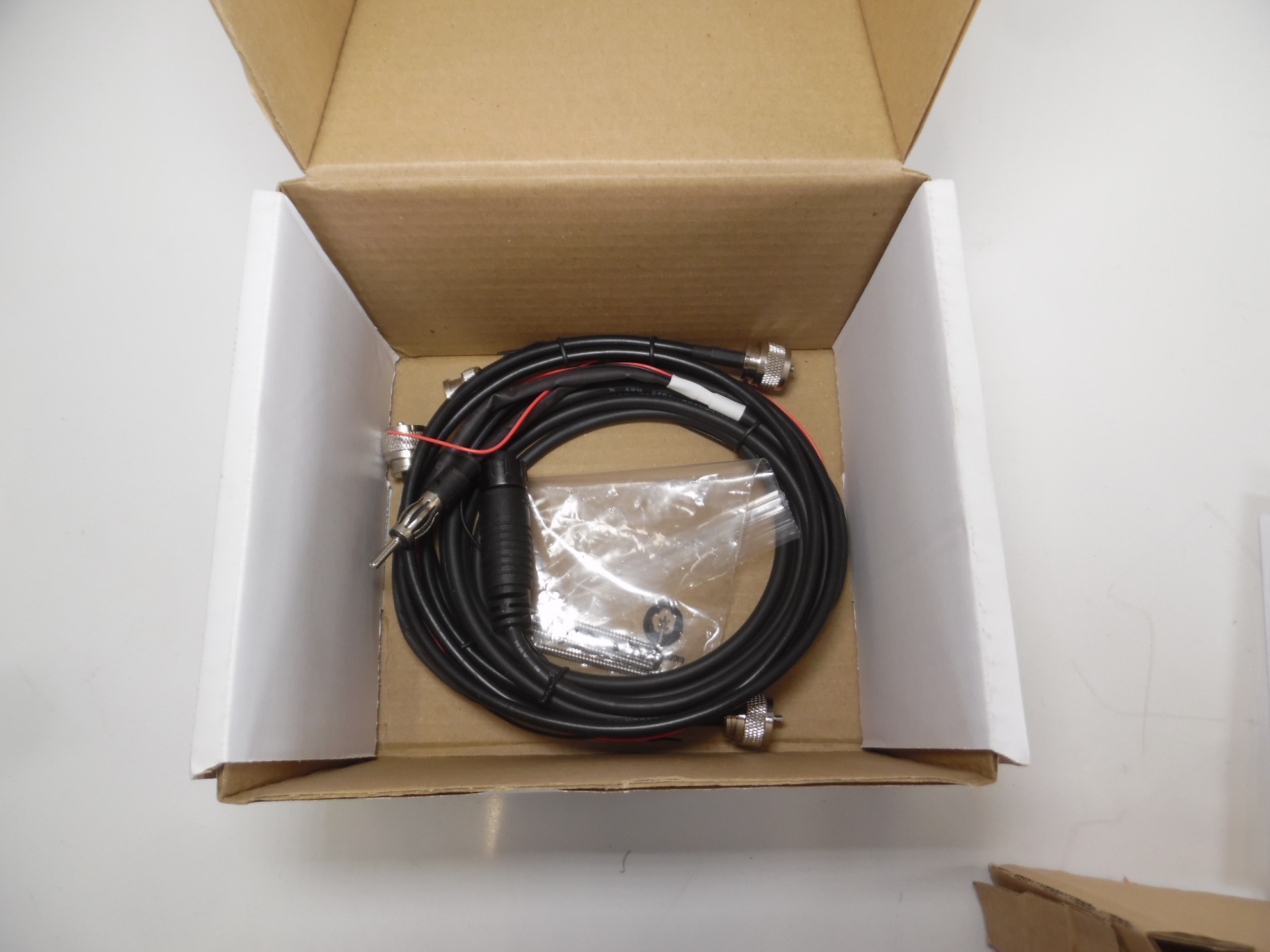 thumbnail image 2 of Specialty Products - MDAS-9 GPS Antenna 2 of 13