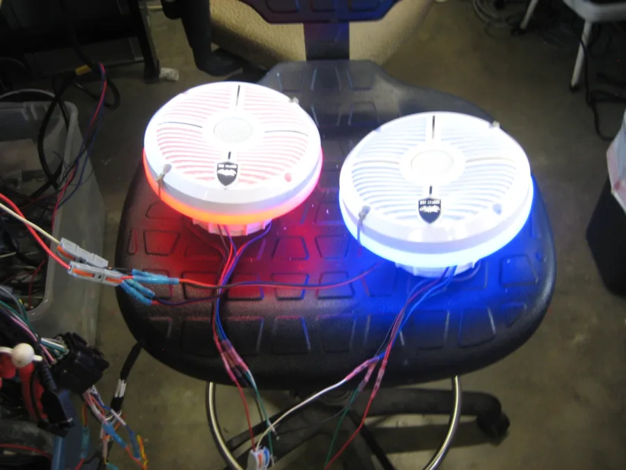 Wet Sounds REVO 6-XWW  6.5'' 2-way marine speakers w/RGB LED Lights & 6.5" RGB LED Ring Kit - Image 4