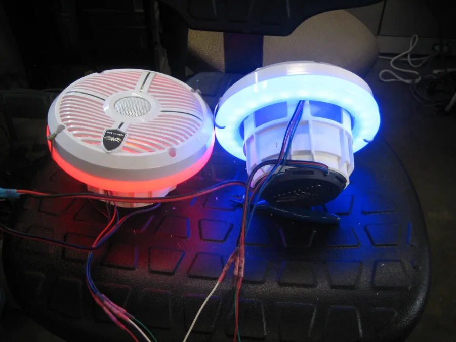 Wet Sounds REVO 6-XWW  6.5'' 2-way marine speakers w/RGB LED Lights & 6.5" RGB LED Ring Kit - Image 5
