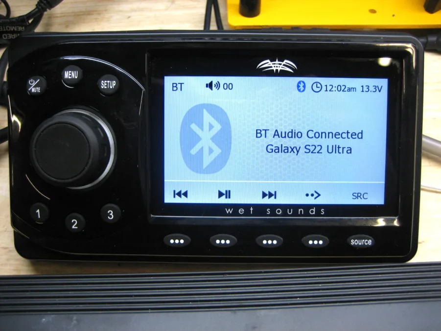 Wet Sound MC1 Marine Media System w/ Full-Color LCD Display, Bluetooth Fully Tested 90 Day Warranty - Image 4