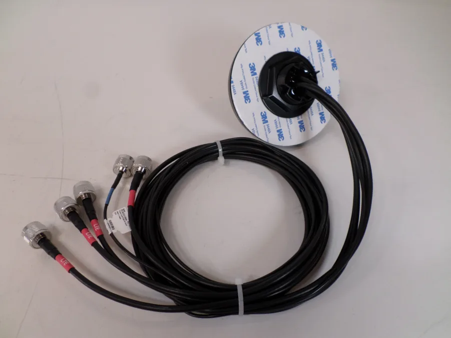Pepwave IP67 Omni 5-in-1 Antenna Model No. PUMA-401-N-B-6 - Image 2