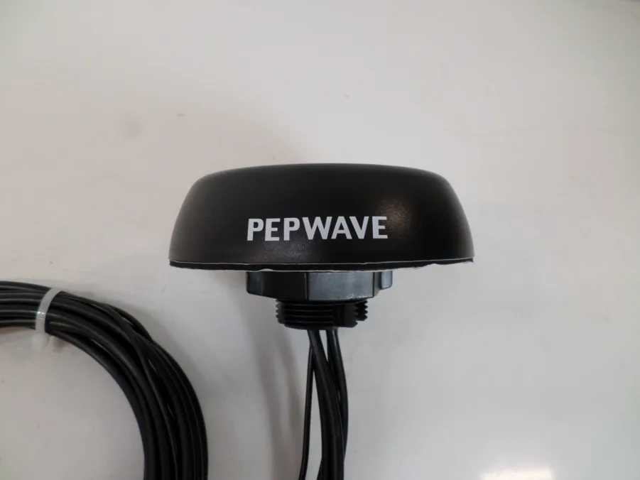 Pepwave IP67 Omni 5-in-1 Antenna Model No. PUMA-401-N-B-6 - Image 3