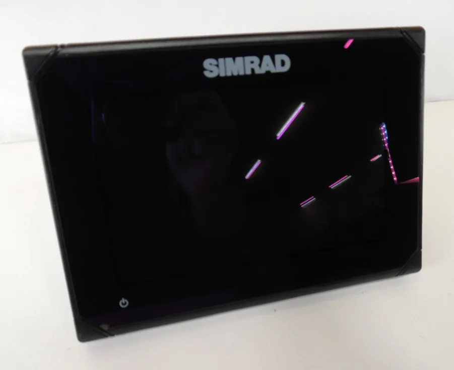 Simrad GO7 XSE 7″ Touch Screen Display W/ Suncover (Tested Good) - Image 7