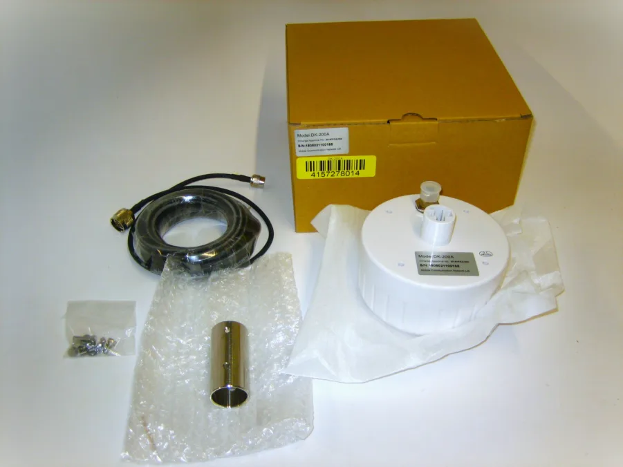 Mobile Communication Network LTD DK200A Passive TNC Antenna *Inmarsat Sat Phone*
