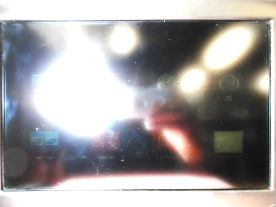 Raymarine a125 12" MFD w/Sun Cover E70235 Defective* As-Is/Parts or Repair ONLY! - Image 7