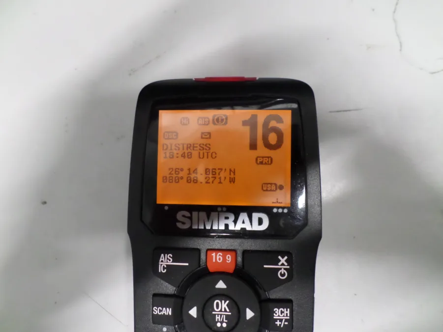 Simrad HS90 Handset for RS90 and B&G V90 VHF With New Cable and Mount