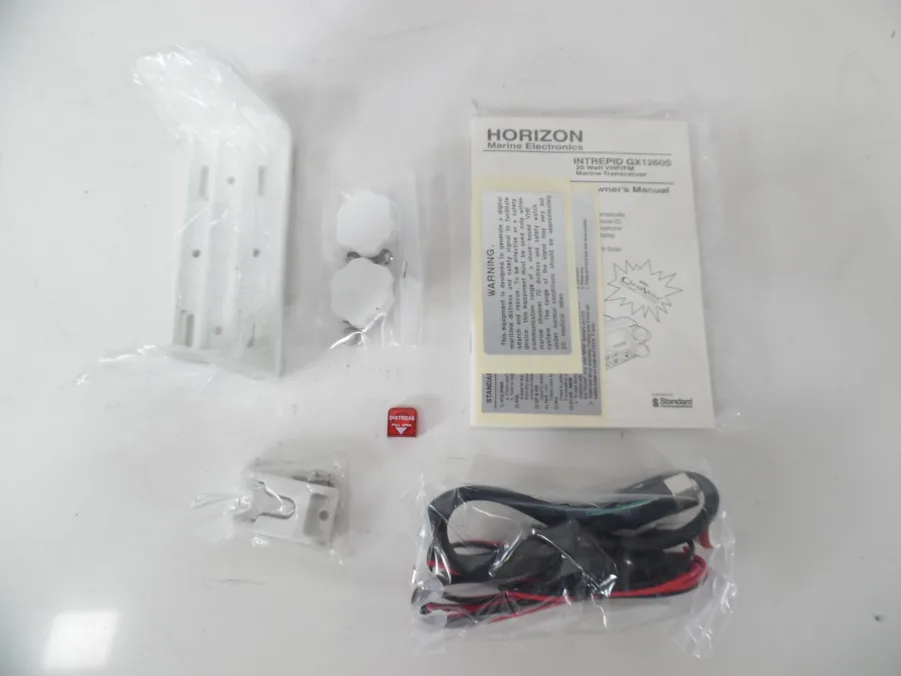 Standard Horizon GX1260S Intrepid VHF Marine Radio w/ Mic **NEW** - Tested - Image 13