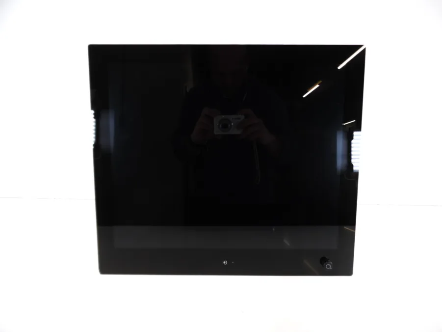 Seatronx SRT-19 - 19" Touchscreen Monitor *Bench-Tested*