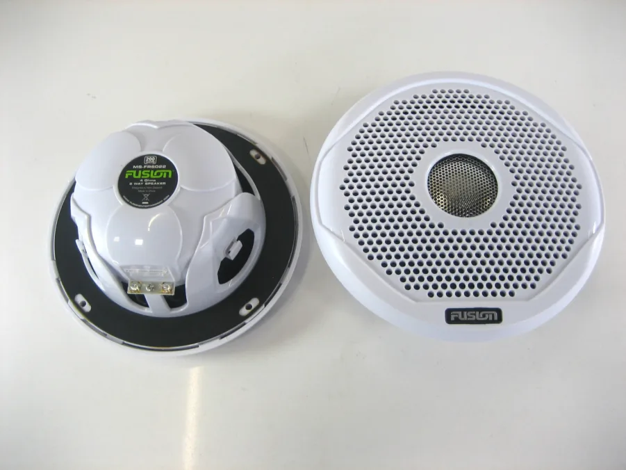 Fusion FR6022 6" 2-Way Waterproof 200W Marine Speakers Pair Tested 90 Day Warranty - Image 6