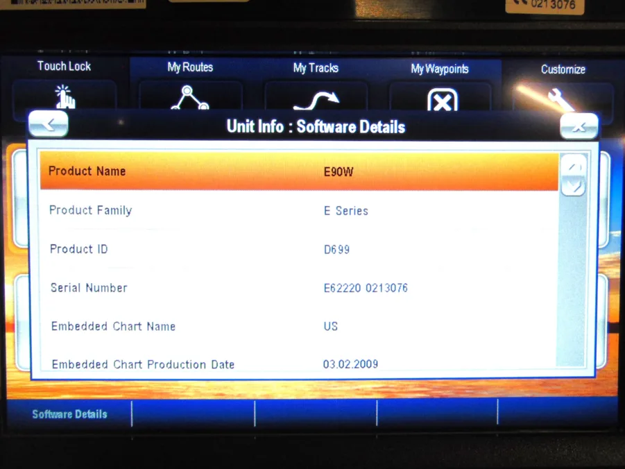 Raymarine E90W Widescreen Multifunction Display E62220 w/ Bezel & Sun Cover Tested / 90 Day Warranty - Image 15
