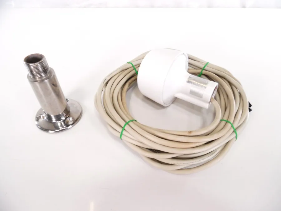 Furuno GP-320B-GPS/WAAS Antenna w/Stanchion Base for VX1, VX2, 3D *Tested*