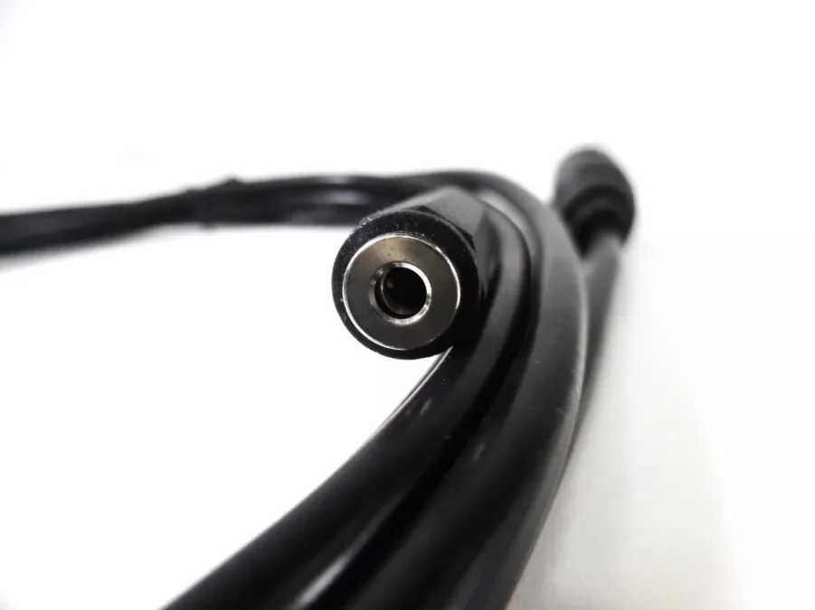 Raymarine SR150 Audio Cable - A80234 - New 2M Cable! - Image 4