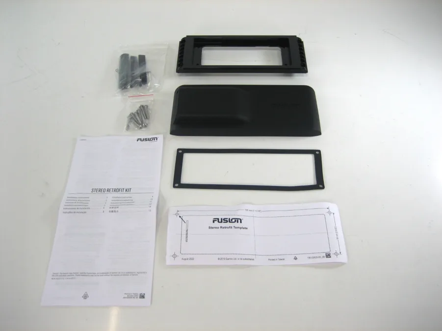Fusion Stereo Retrofit Kit 010-12829-03 New-Open-Box Free Shipping