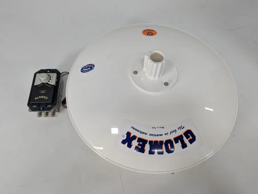 Glomex V9112 Terrestrial TV Antenna With Amplifier For Marine/ RV Installations