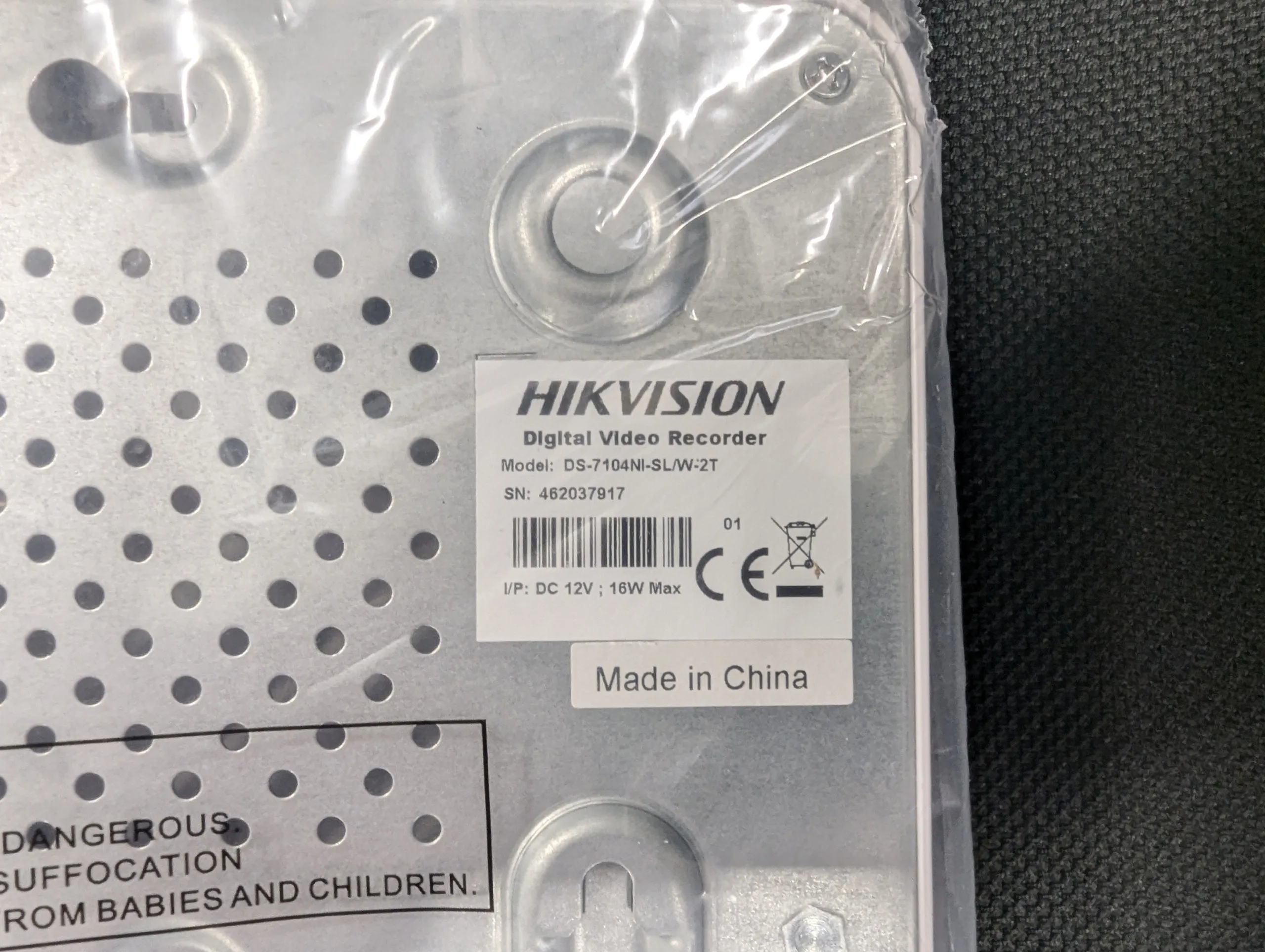 Hikvision DS-7100 Series Network Video Recorder NVR Model DS-7104NI-SL ...
