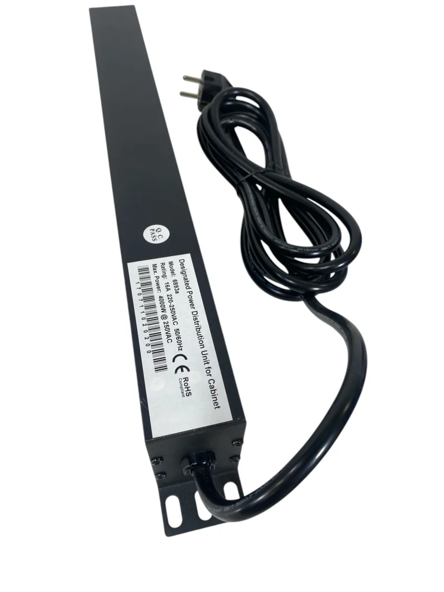 Regvolt 6893a Power Distribution Unit Type C, E, F (European Shuko 8 Outlet/16 AMP) **New** - Image 4
