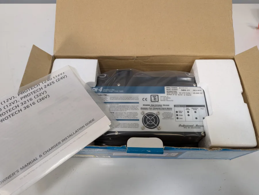 ProMariner Protech-4 3218 90-270VAC 45-440Hz In - 32V 18A Out Battery Charger - Image 2