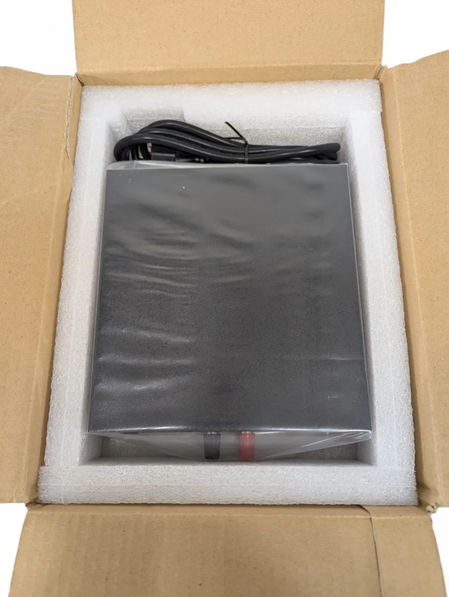 Speco SPT-PSR-22S 110VAC/220VAC Input 13.8V 22A Output Switch Mode DC Power Supply NEW - Image 4