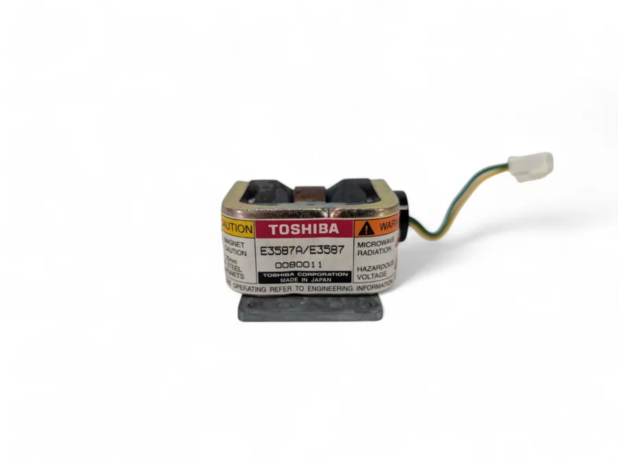 Toshiba E3587 1.8 KW 9410 MHz Marine Radar Magnetron NEW OPEN BOX