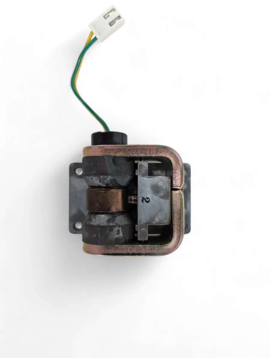 Toshiba E3587 1.8 KW 9410 MHz Marine Radar Magnetron NEW OPEN BOX - Image 4