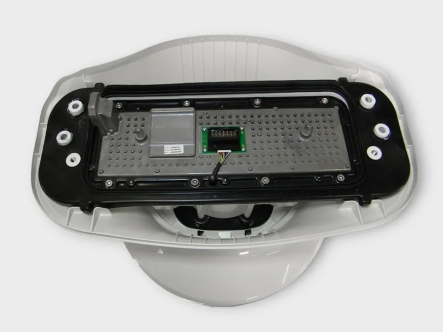 Raymarine Cyclone Pro 110w Open Array Radar System Add-On w/4′ Ant. T70495R Factory Reman 2Yr Wnty - Image 6